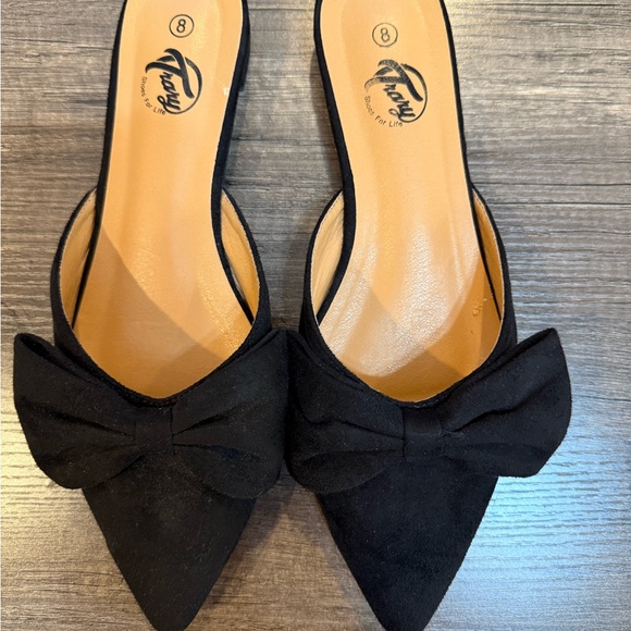 Shoes - Black Bow Women's Shoes